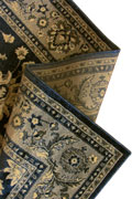 Victoria Traditional Floral Rugs 117-CC3-B