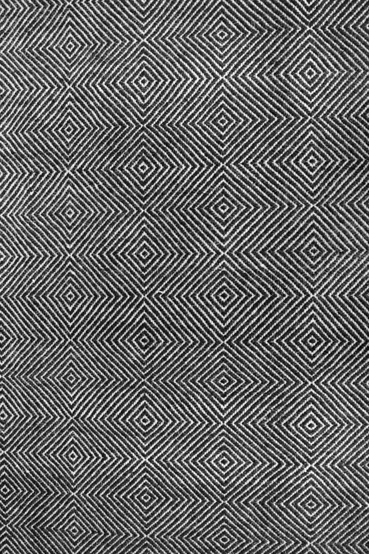 Delhi Flatweave Wool Rugs Diamond Black White - Click Image to Close
