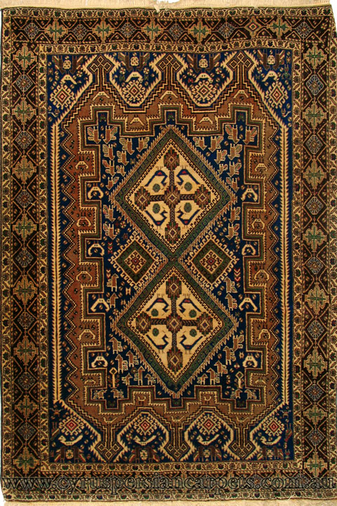 Afshar Hand Knotted Medallion Wool Rug - Click Image to Close